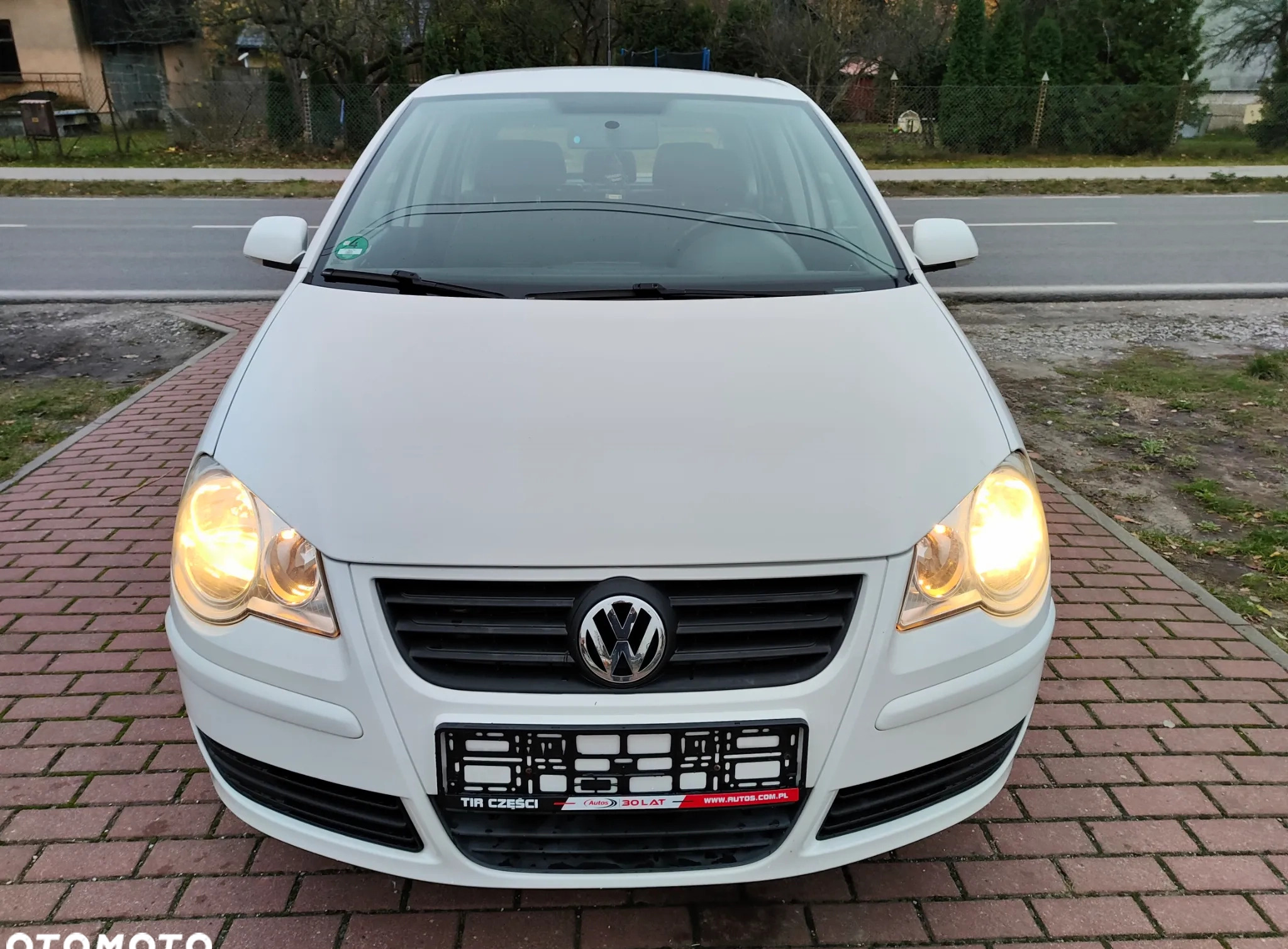 Volkswagen Polo cena 16900 przebieg: 176559, rok produkcji 2009 z Iłża małe 436